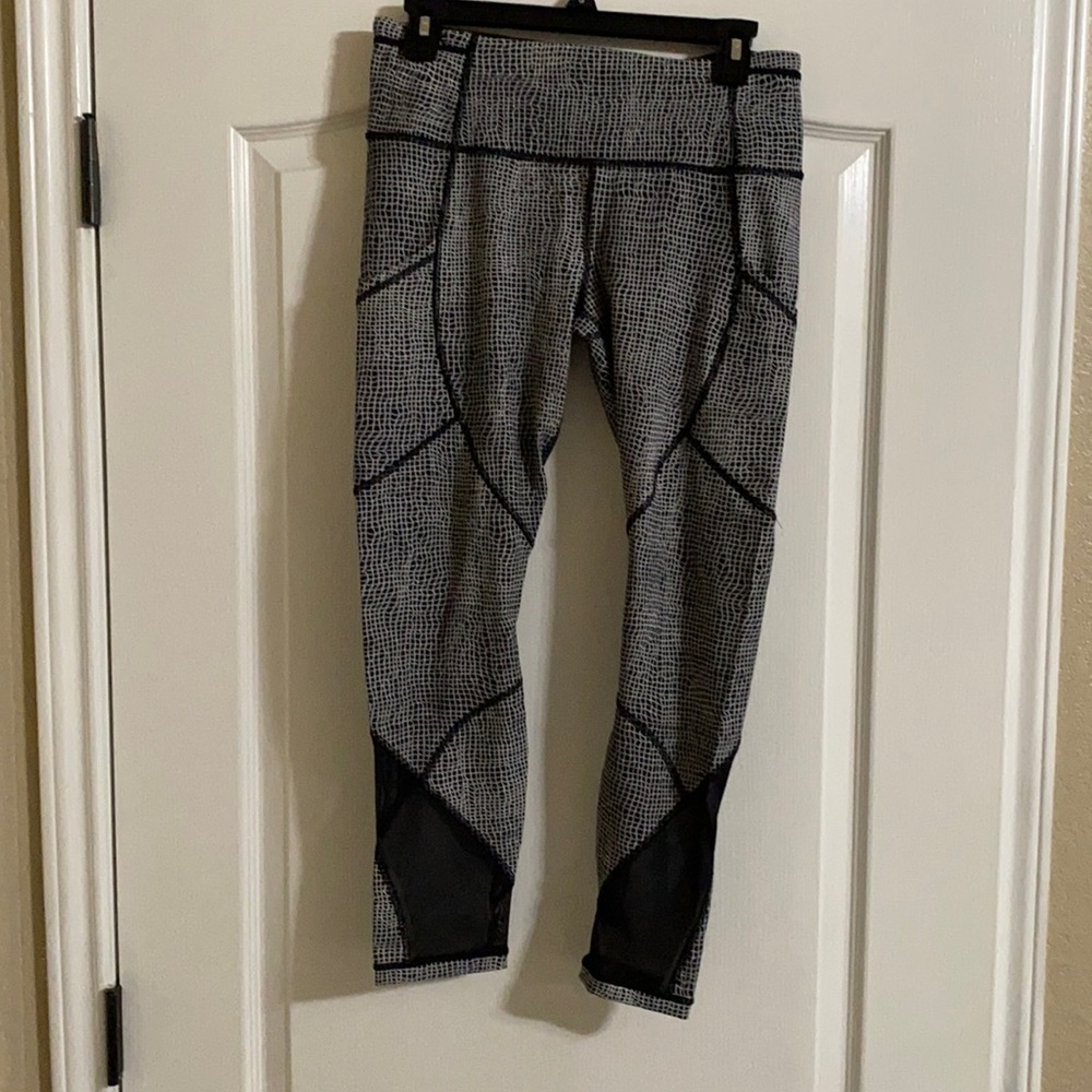 Authentic Lululemon Leggings with mesh